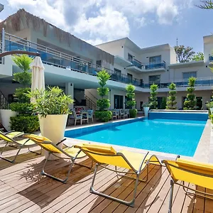 4* Hotel The D